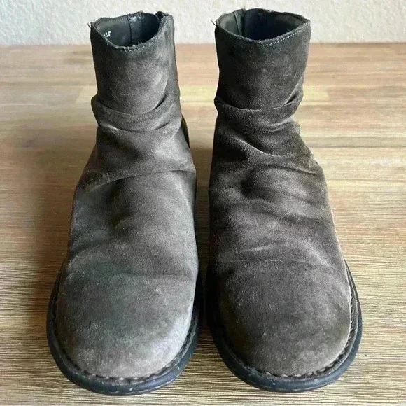 Clarks Ankle Boot Artisan Brown Suede Slouch Comfort Fashion Shoes Womens Sz 9.5 - Picture 8 of 13